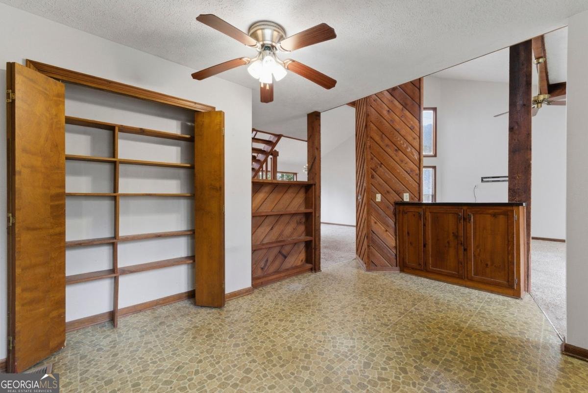 2527 Kingsley Drive Marietta - Photo 8