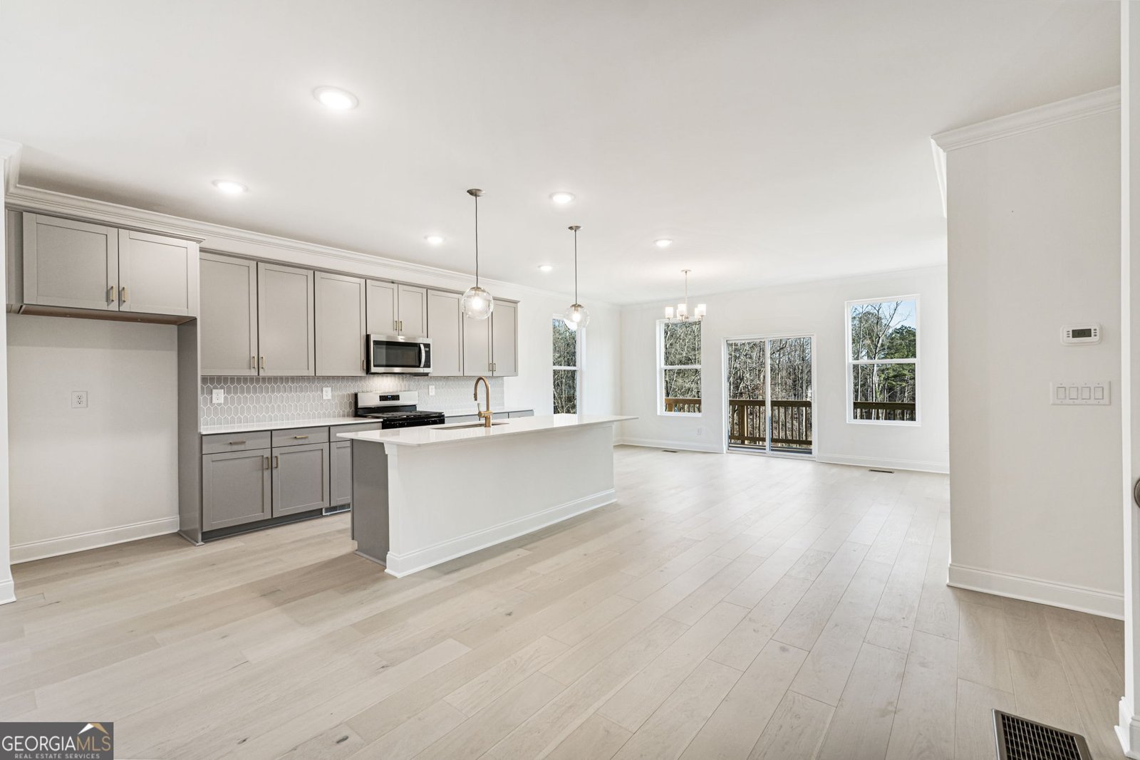 644 Oakleaf Grove Lane Sugar Hill - Photo 11