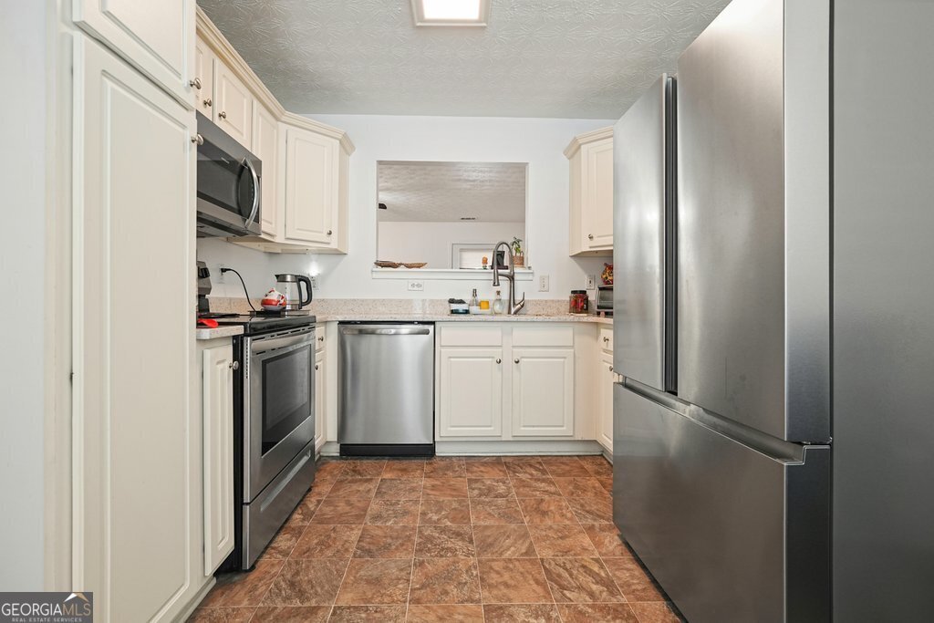 4470 Maple Valley Drive Cumming - Photo 9