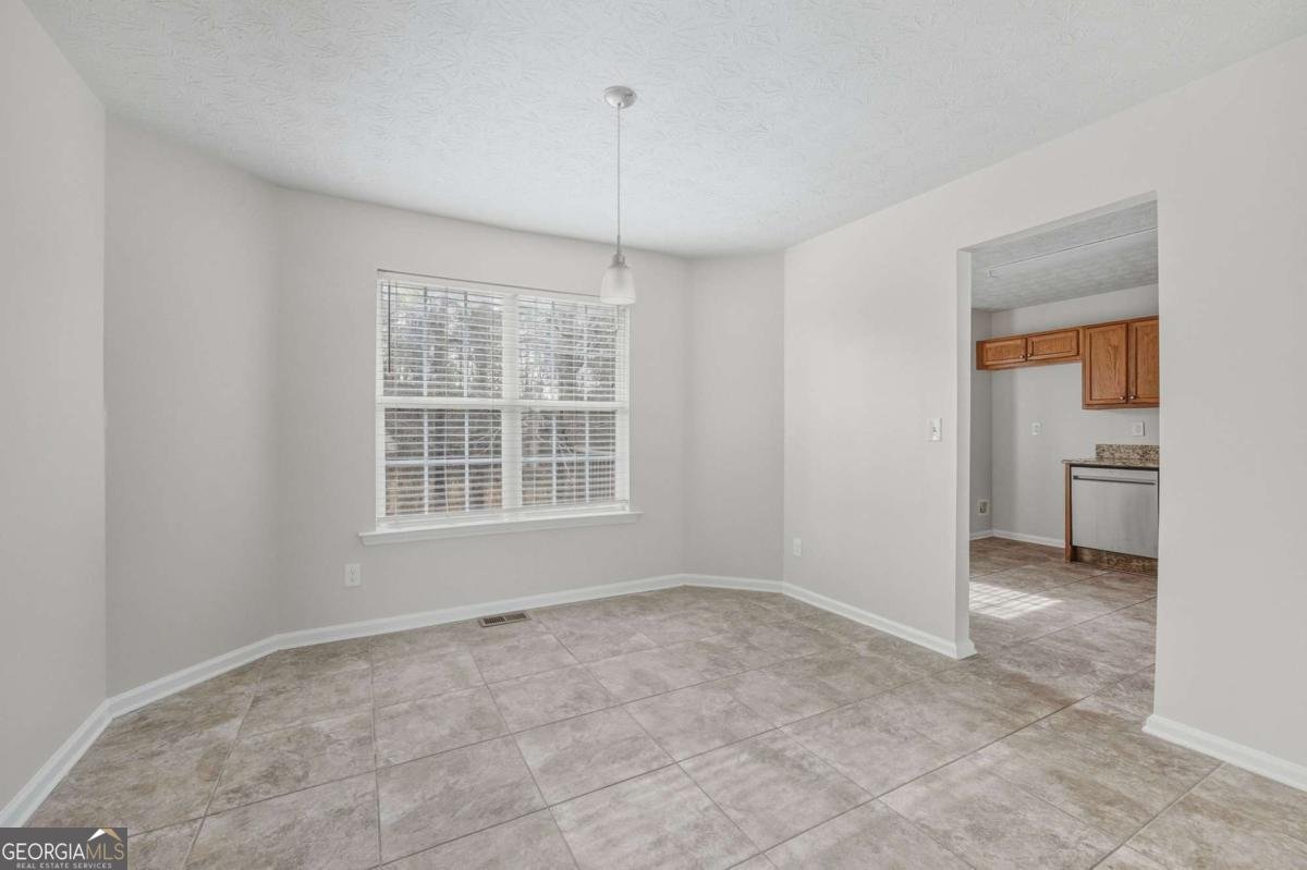 1660 Cedar Hill Douglasville - Photo 7