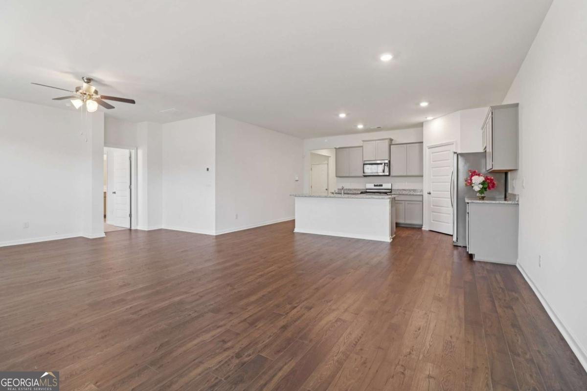 1729 Limousin Way Stockbridge - Photo 7