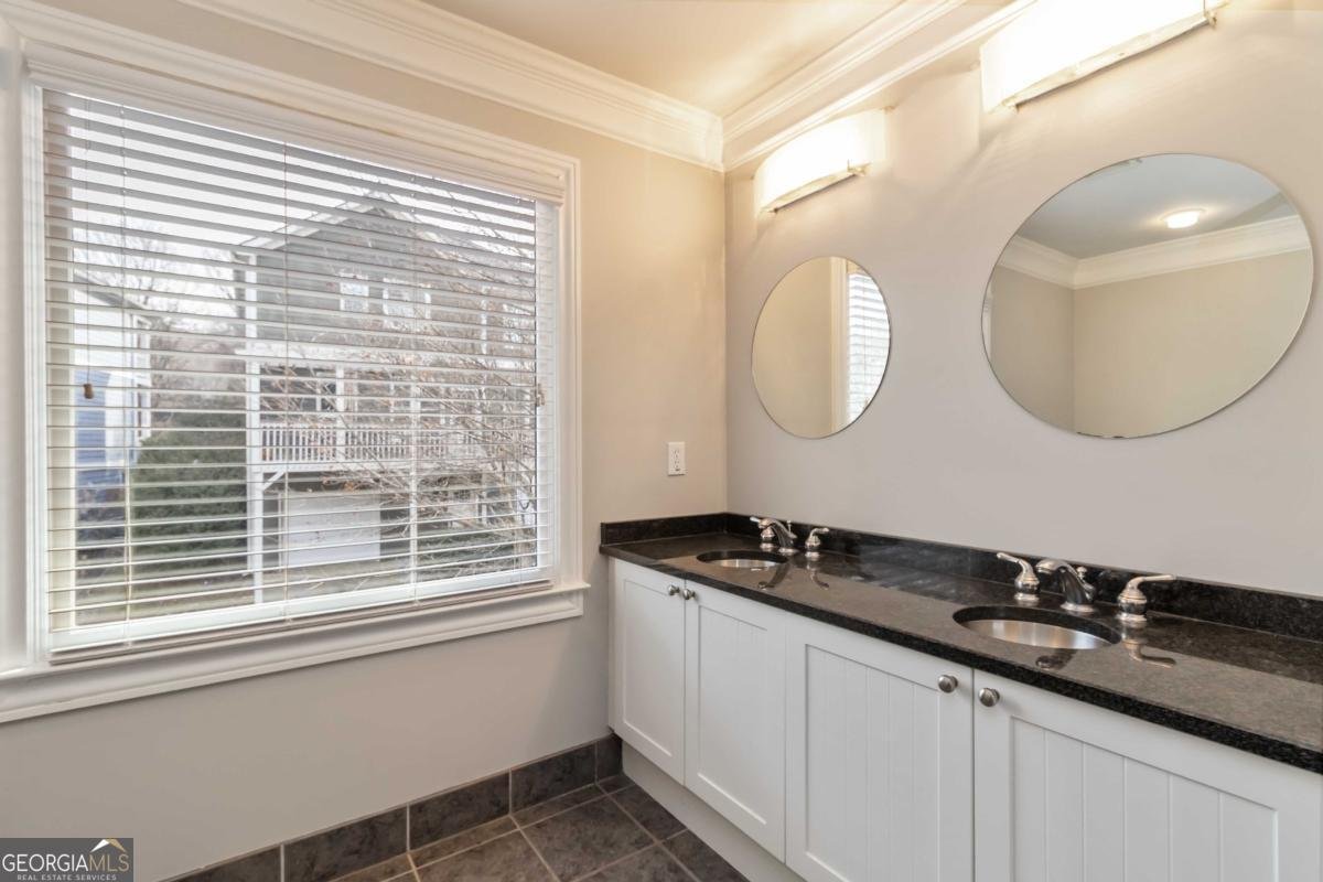 1529 Gilstrap Lane Atlanta - Photo 16