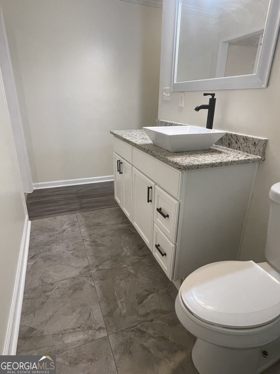 1833 Phillips Avenue East Point - Photo 20