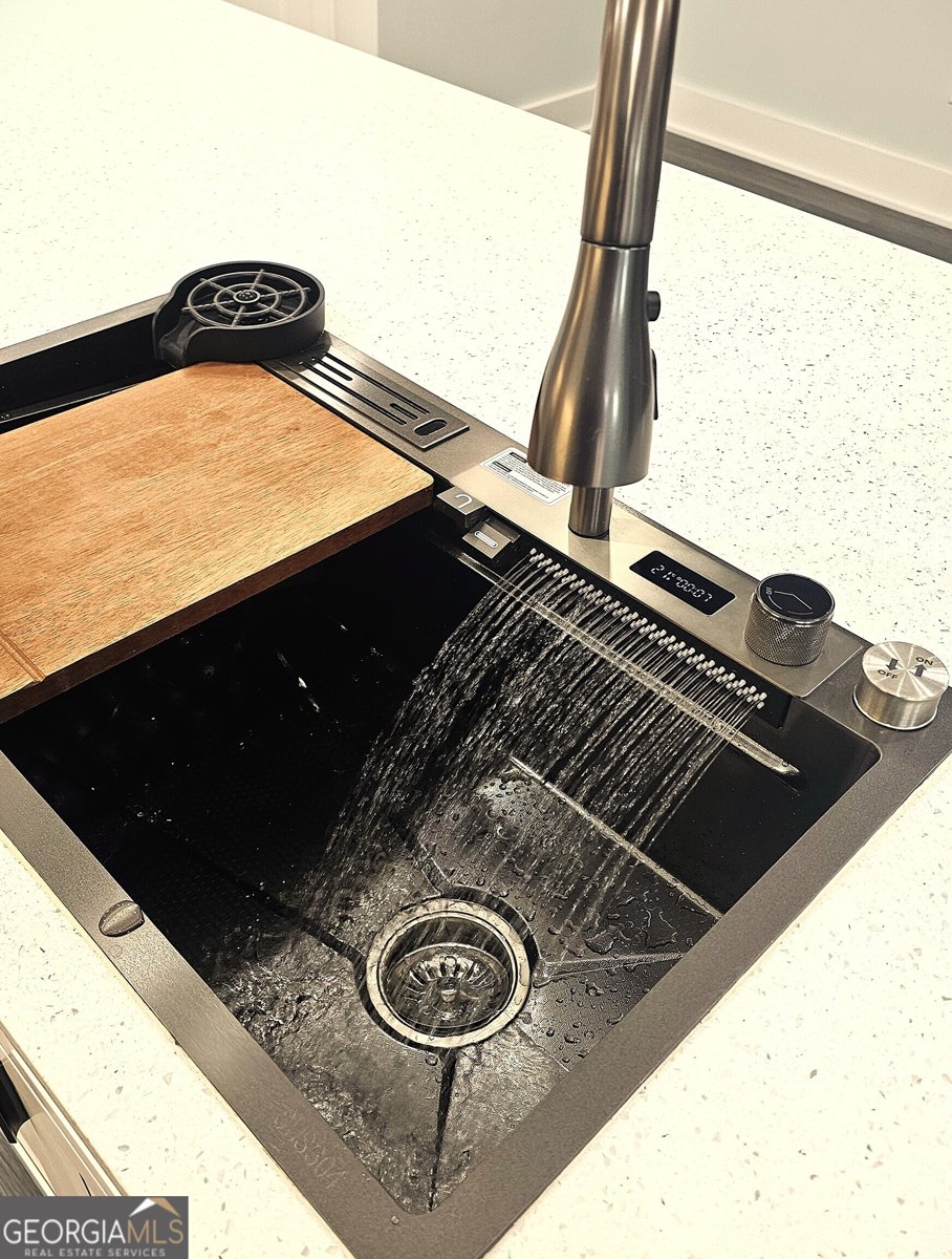 233 Tinsley Street Griffin - Photo 11