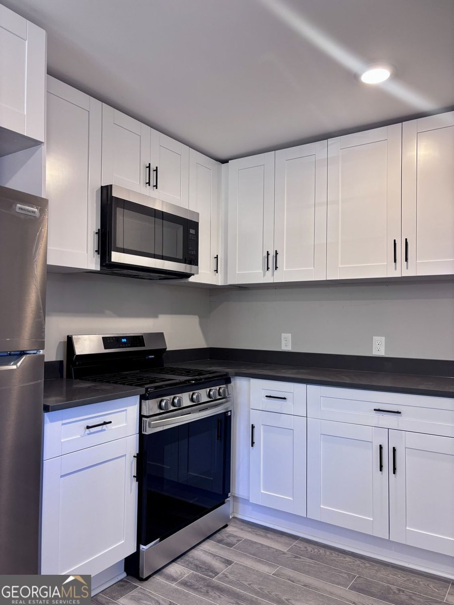 2834 Green Trail Drive Atlanta - Photo 6