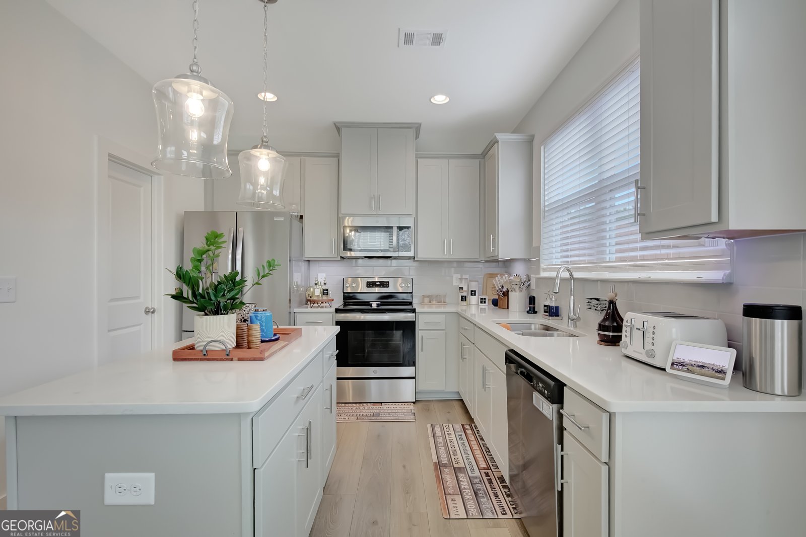 7753 Medieval Street Fairburn - Photo 17