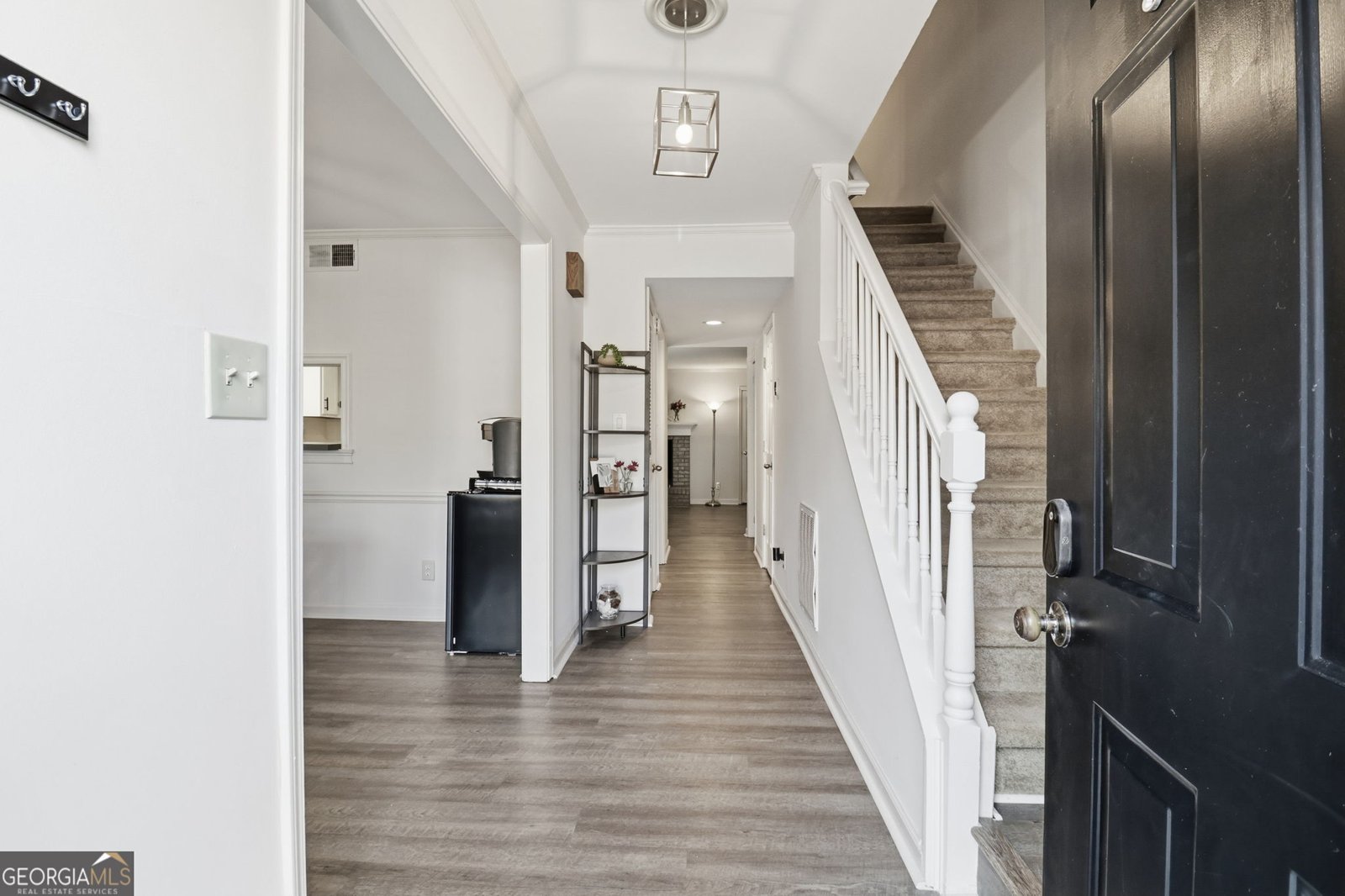 9086 Cobbler Court Roswell - Photo 13