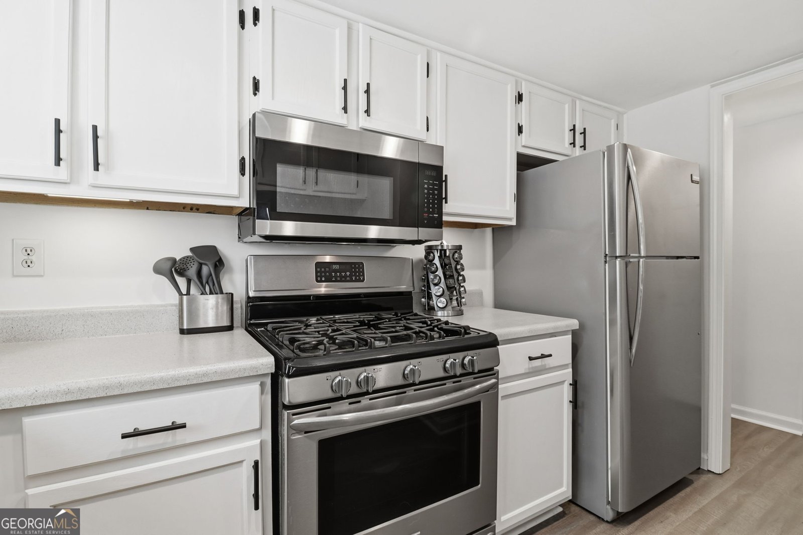 9086 Cobbler Court Roswell - Photo 15