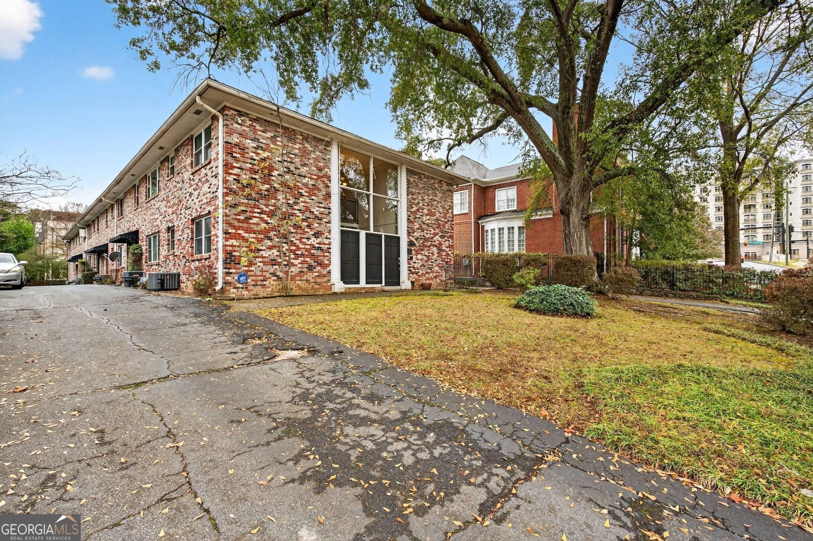 3668 Kingsboro Road Atlanta - Photo 6