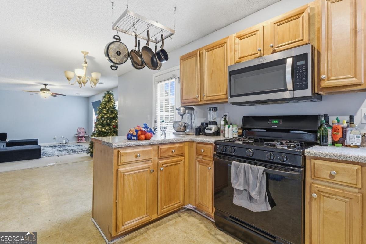 645 Wildboar Court Fairburn - Photo 14