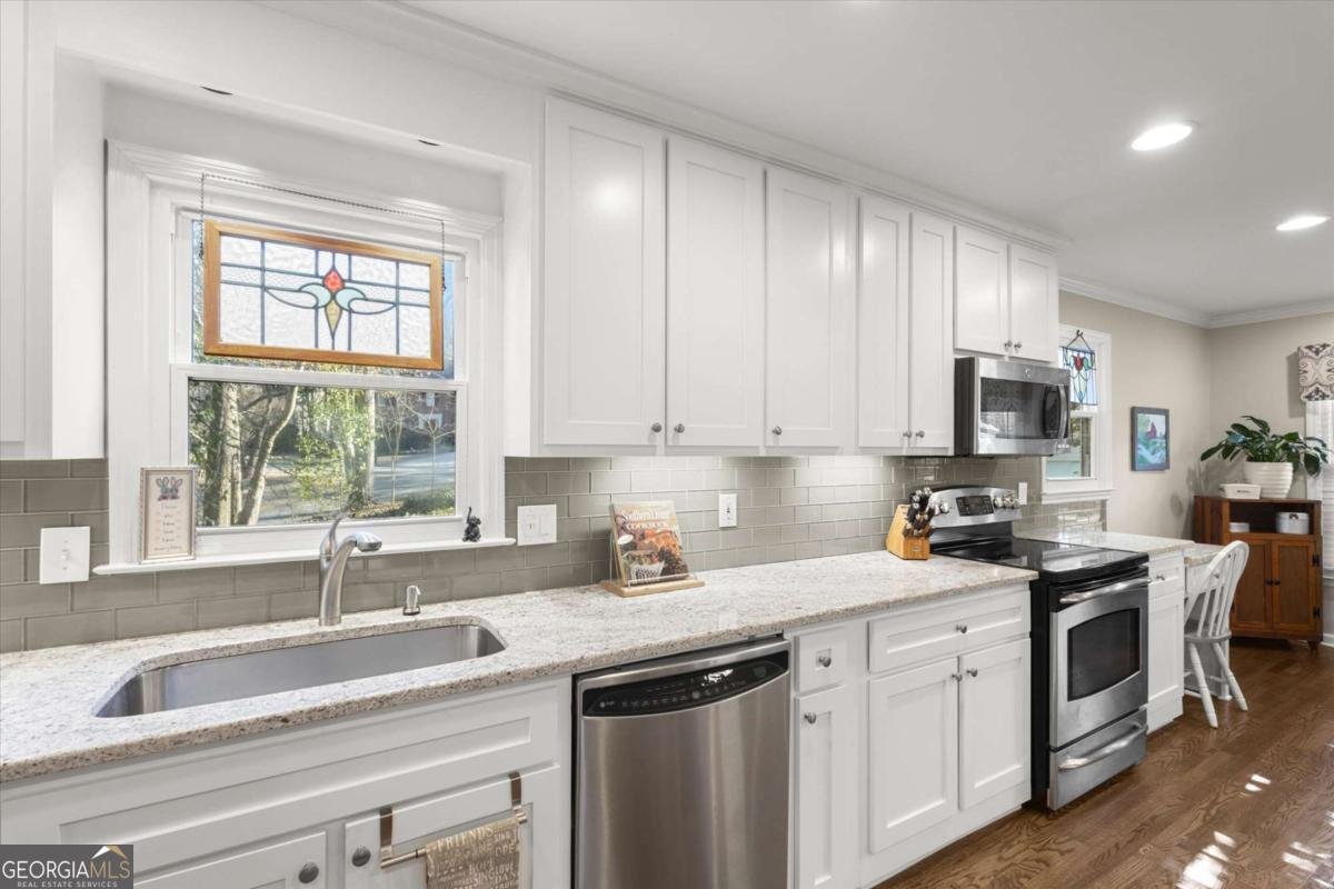 1656 Barn Swallow Place Marietta - Photo 10