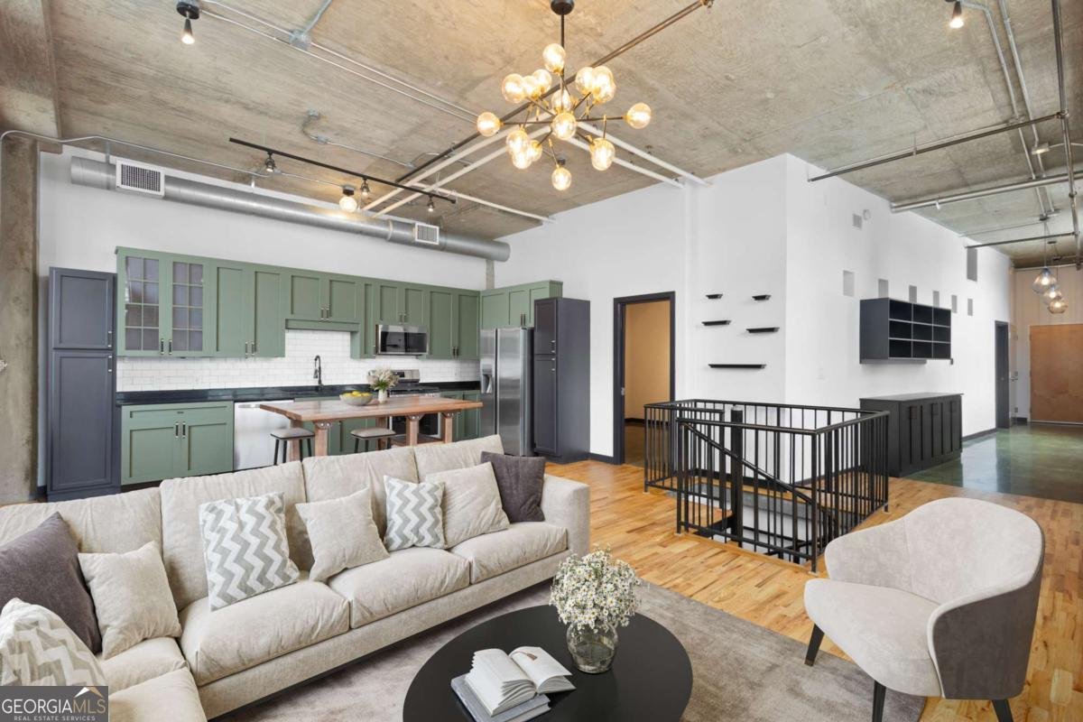 660 Glen Iris Drive Atlanta - Photo 1