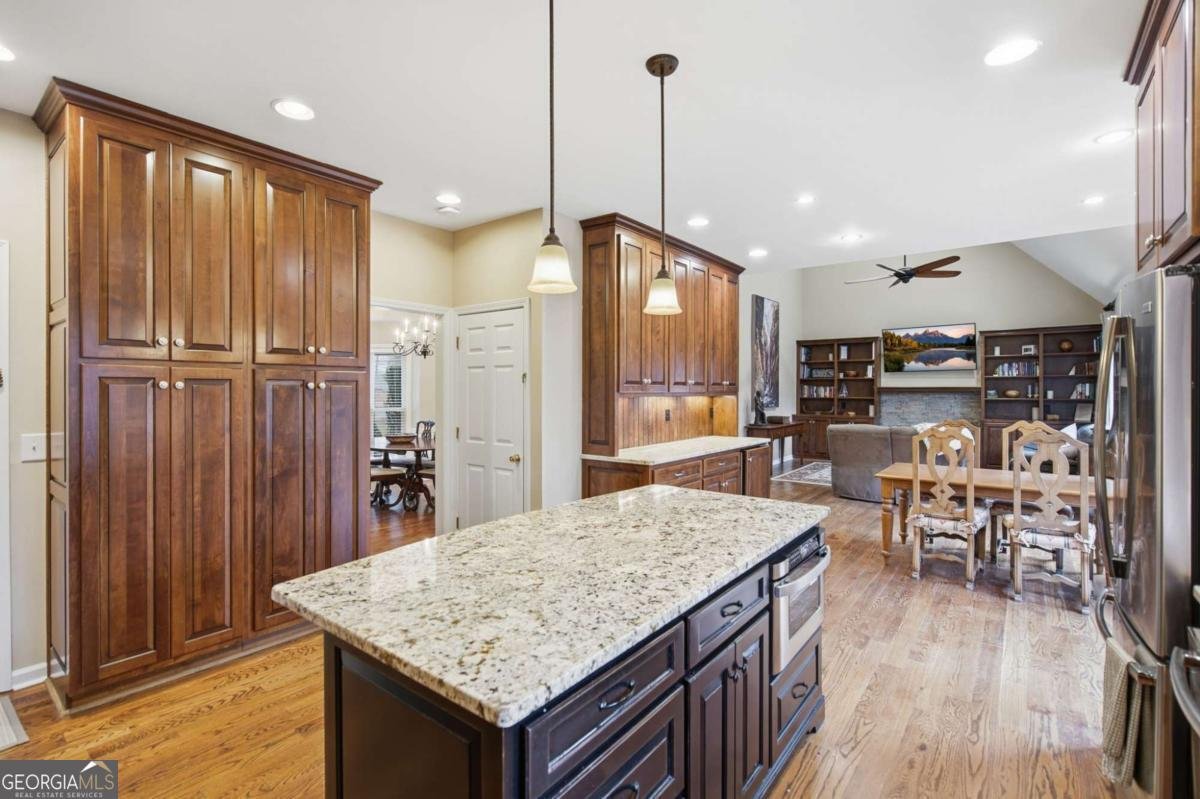 755 Amberton Close Suwanee - Photo 8