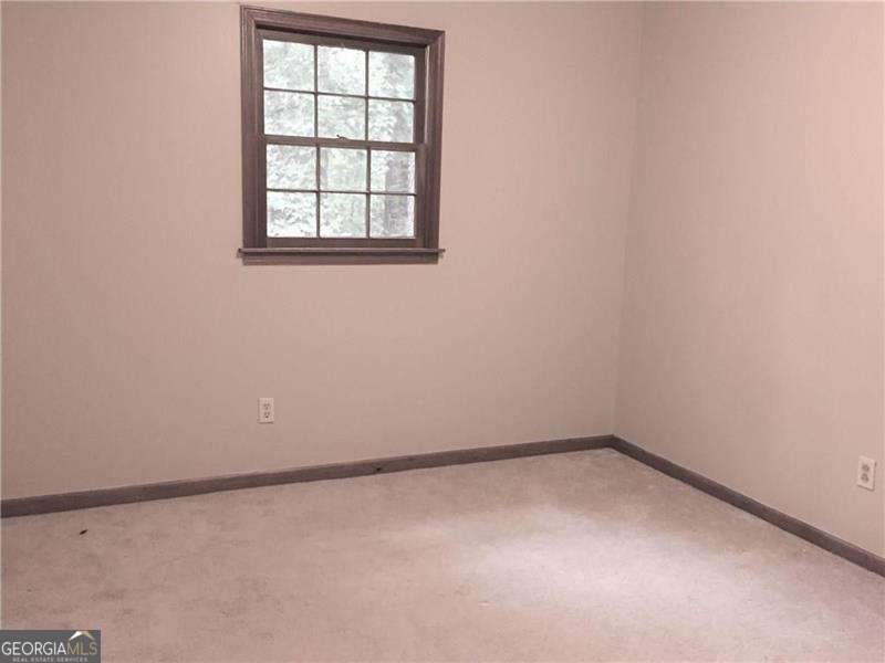 6859 Lakeview Lane Doraville - Photo 13