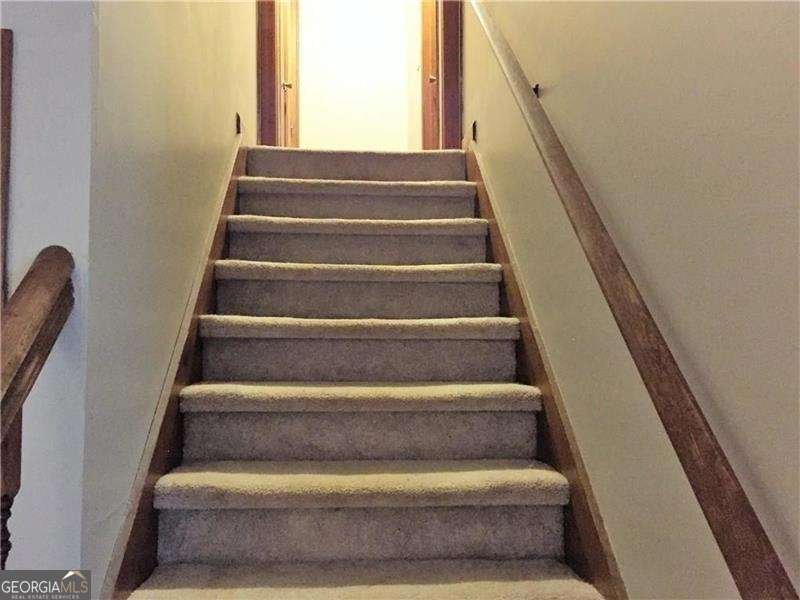 6859 Lakeview Lane Doraville - Photo 9