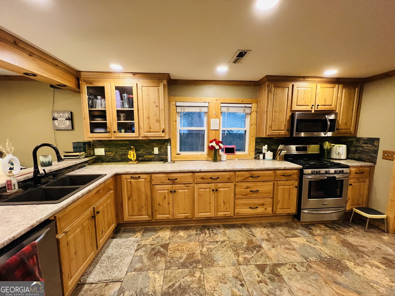 722 Floyd Springs Armuchee - Photo 12