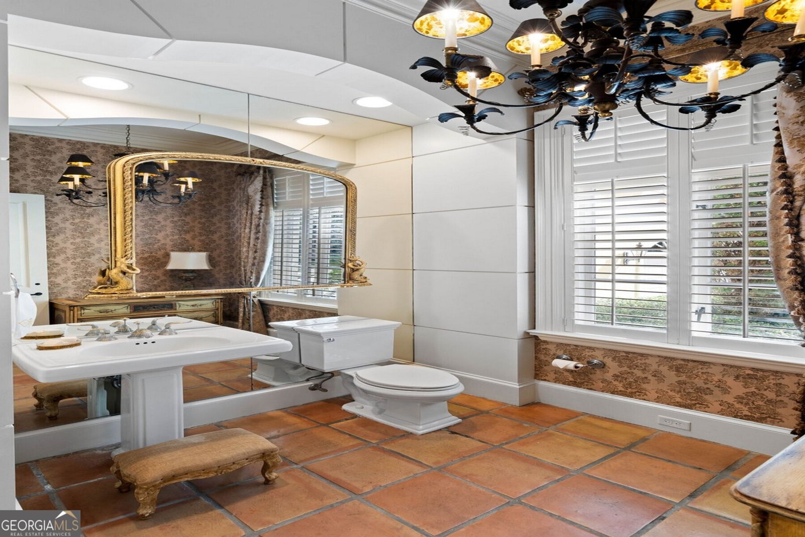 318 46th Street Sea Island - Photo 51