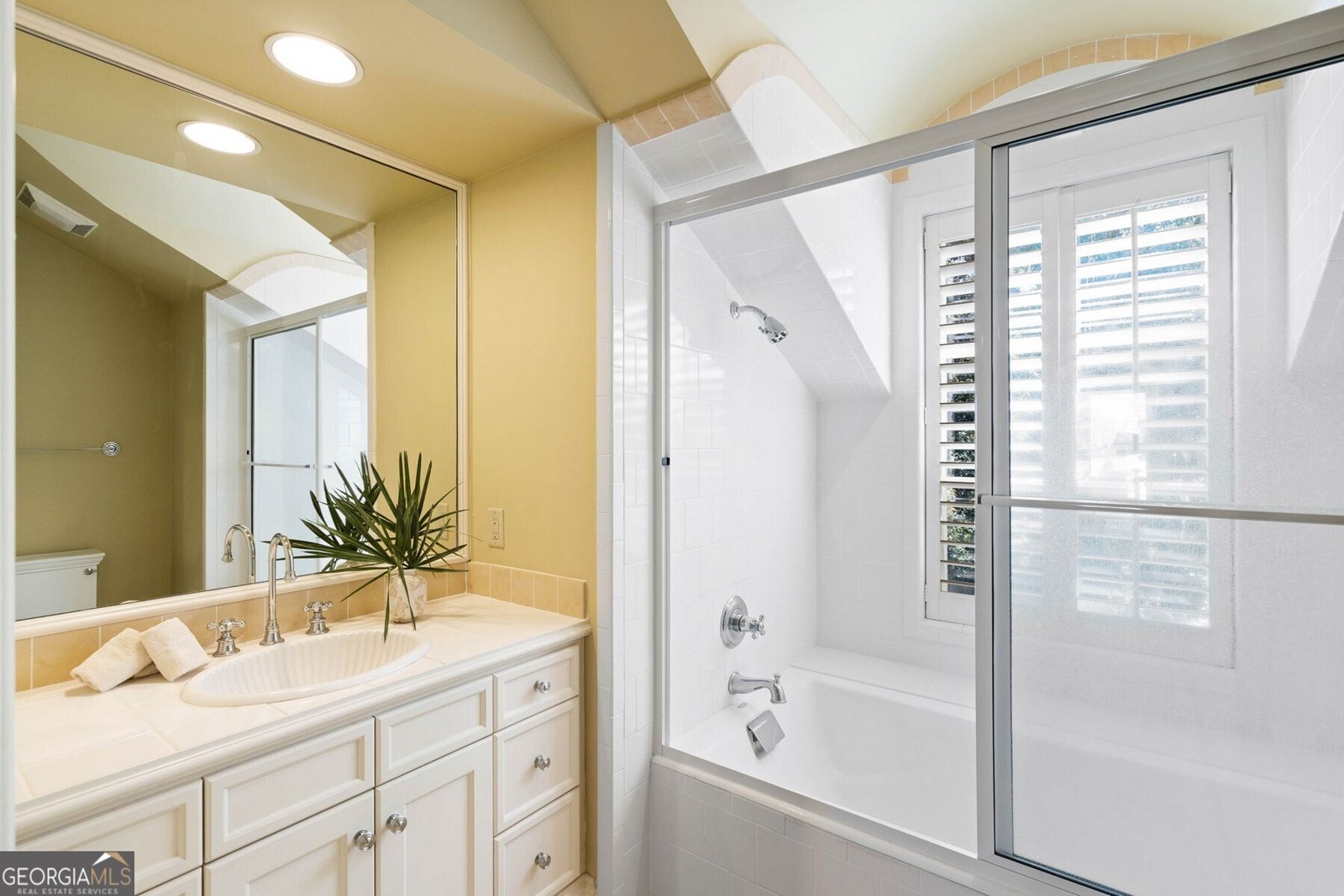 318 46th Street Sea Island - Photo 88