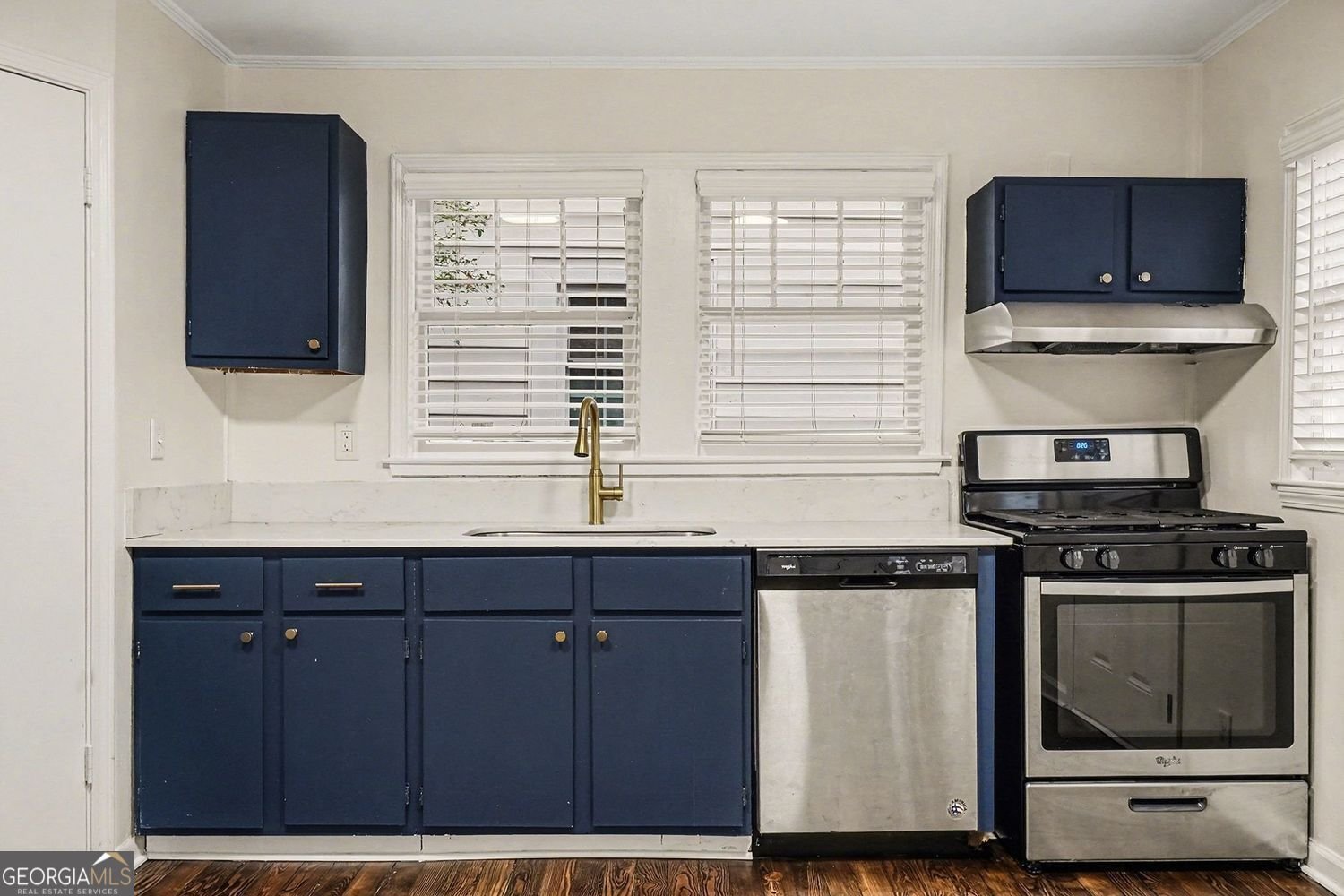 2047 McPherson Drive East Point - Photo 10