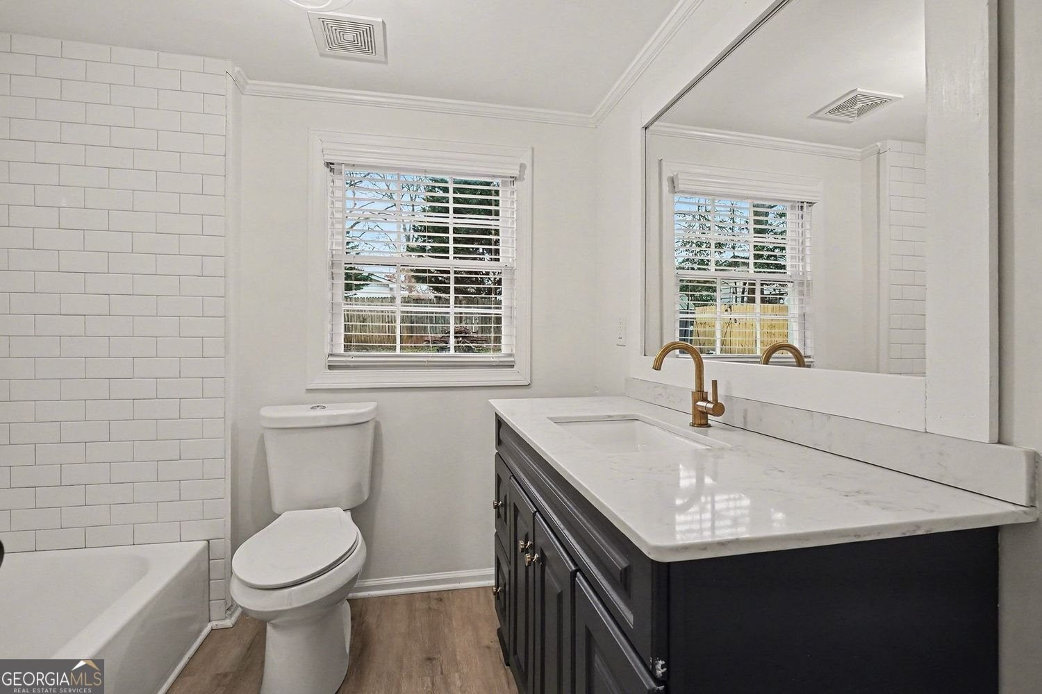 2047 McPherson Drive East Point - Photo 15