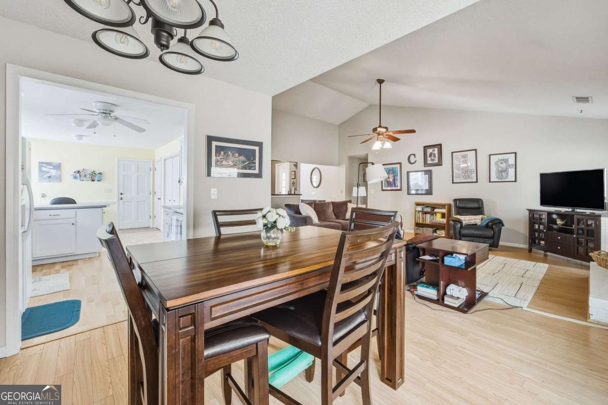 4804 Augustus Court Woodstock - Photo 12