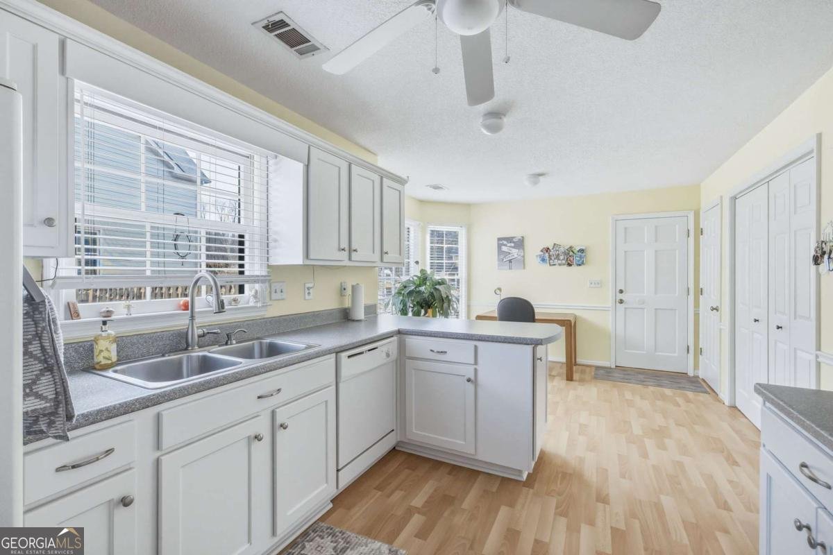 4804 Augustus Court Woodstock - Photo 14