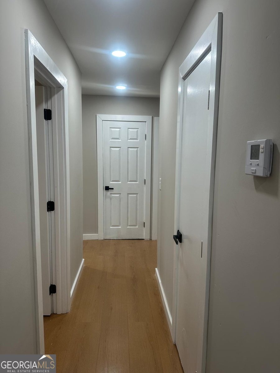 481 Hammond Drive Sandy Springs - Photo 6