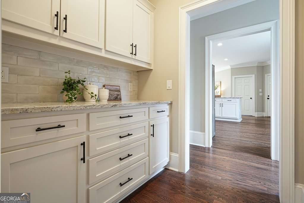 6805 Polo Drive Cumming - Photo 12