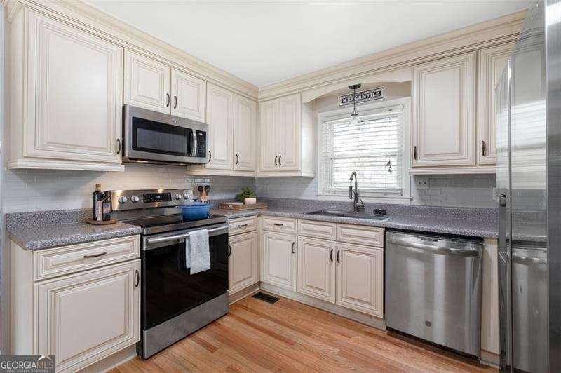 1162 Lanier Drive Marietta - Photo 11