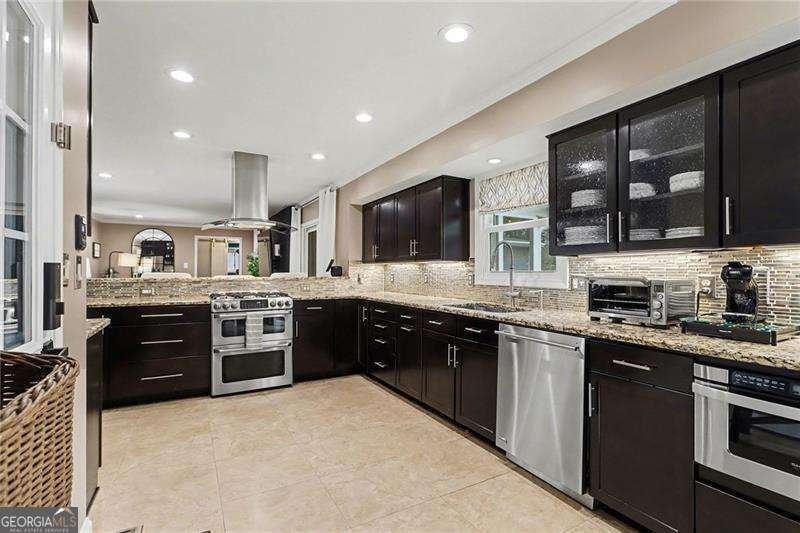 1873 Queens Way Atlanta - Photo 18