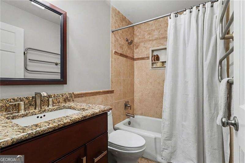 1873 Queens Way Atlanta - Photo 32