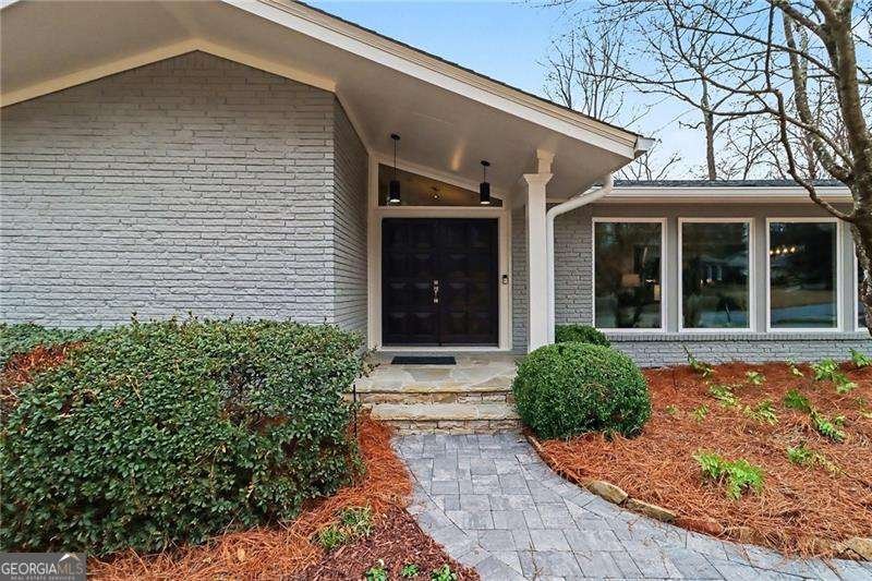 1873 Queens Way Atlanta - Photo 7