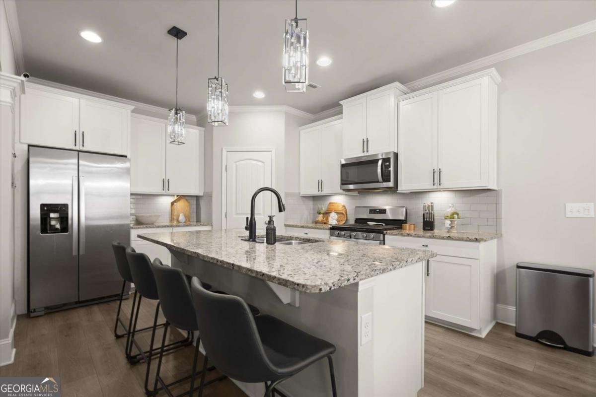 6379 Crosscreek Lane Flowery Branch - Photo 11