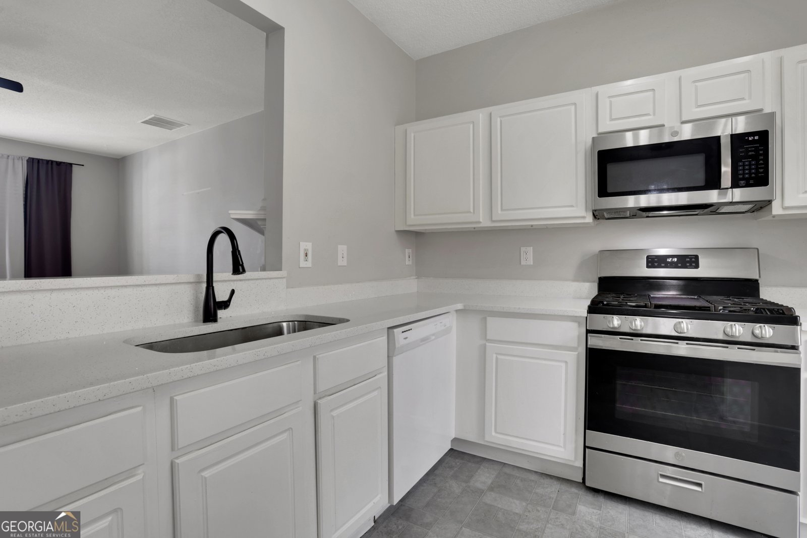 2732 Ashleigh Lane Alpharetta - Photo 9