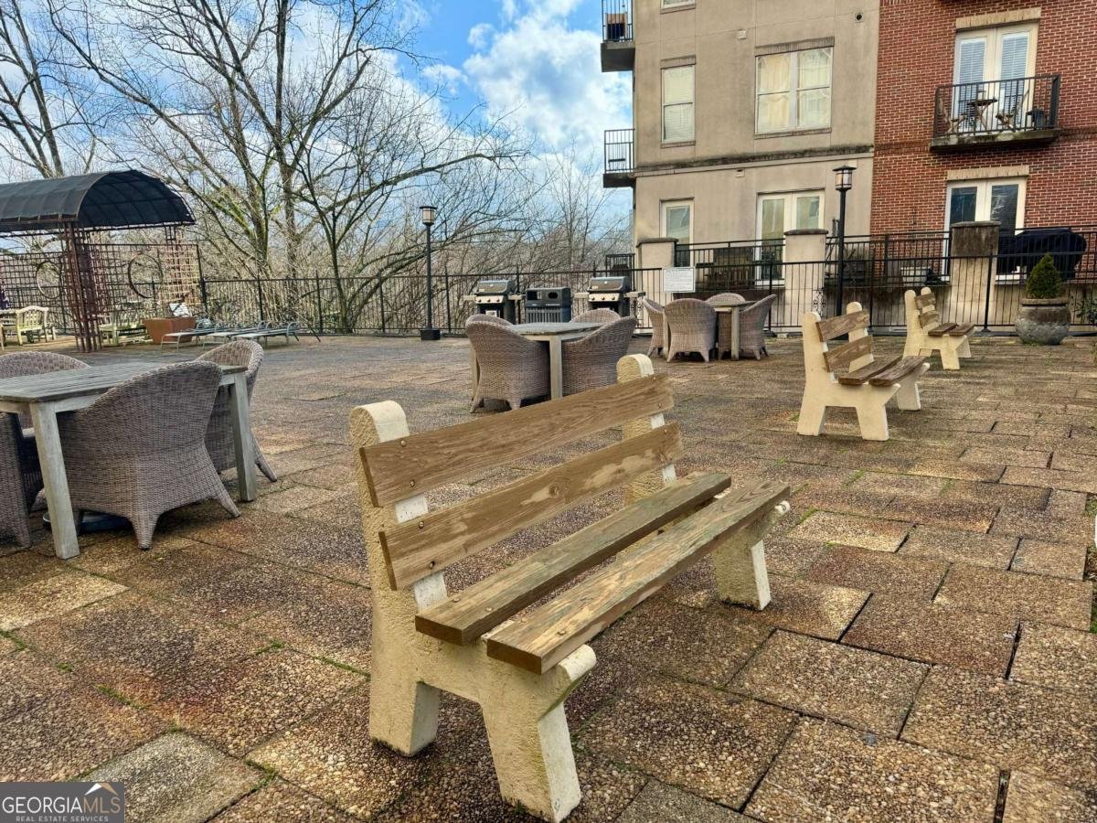 2285 Peachtree Road Atlanta - Photo 22