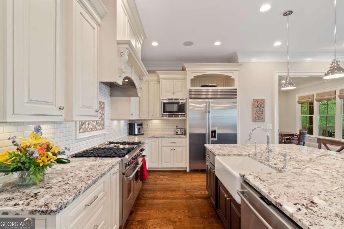 1740 Doncaster Drive Atlanta - Photo 10