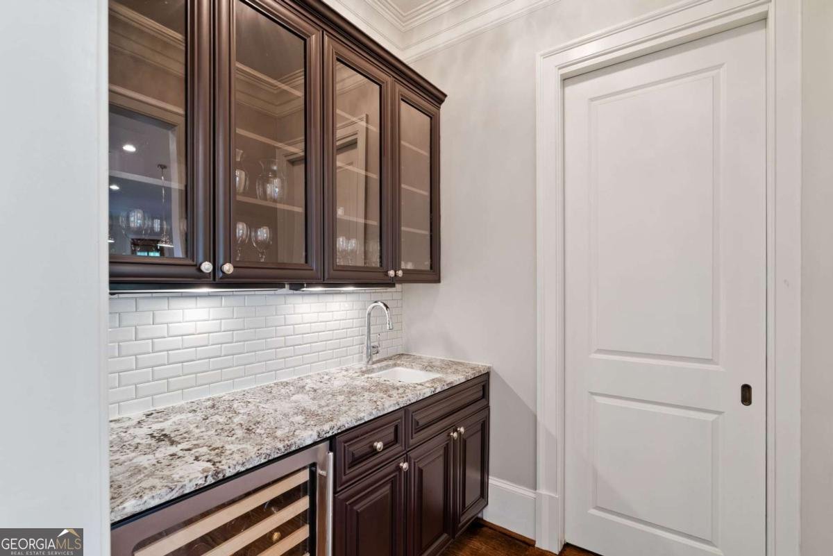 1740 Doncaster Drive Atlanta - Photo 13