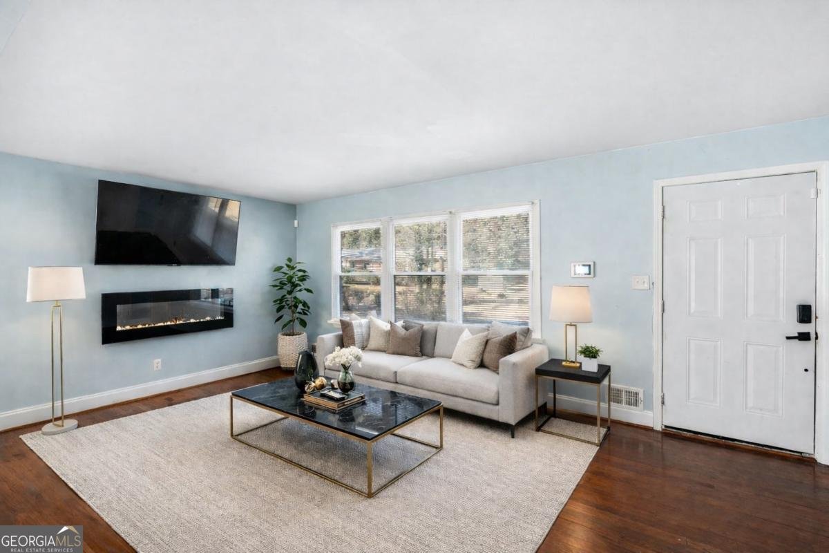 1918 Valley Ridge Drive Atlanta - Photo 14