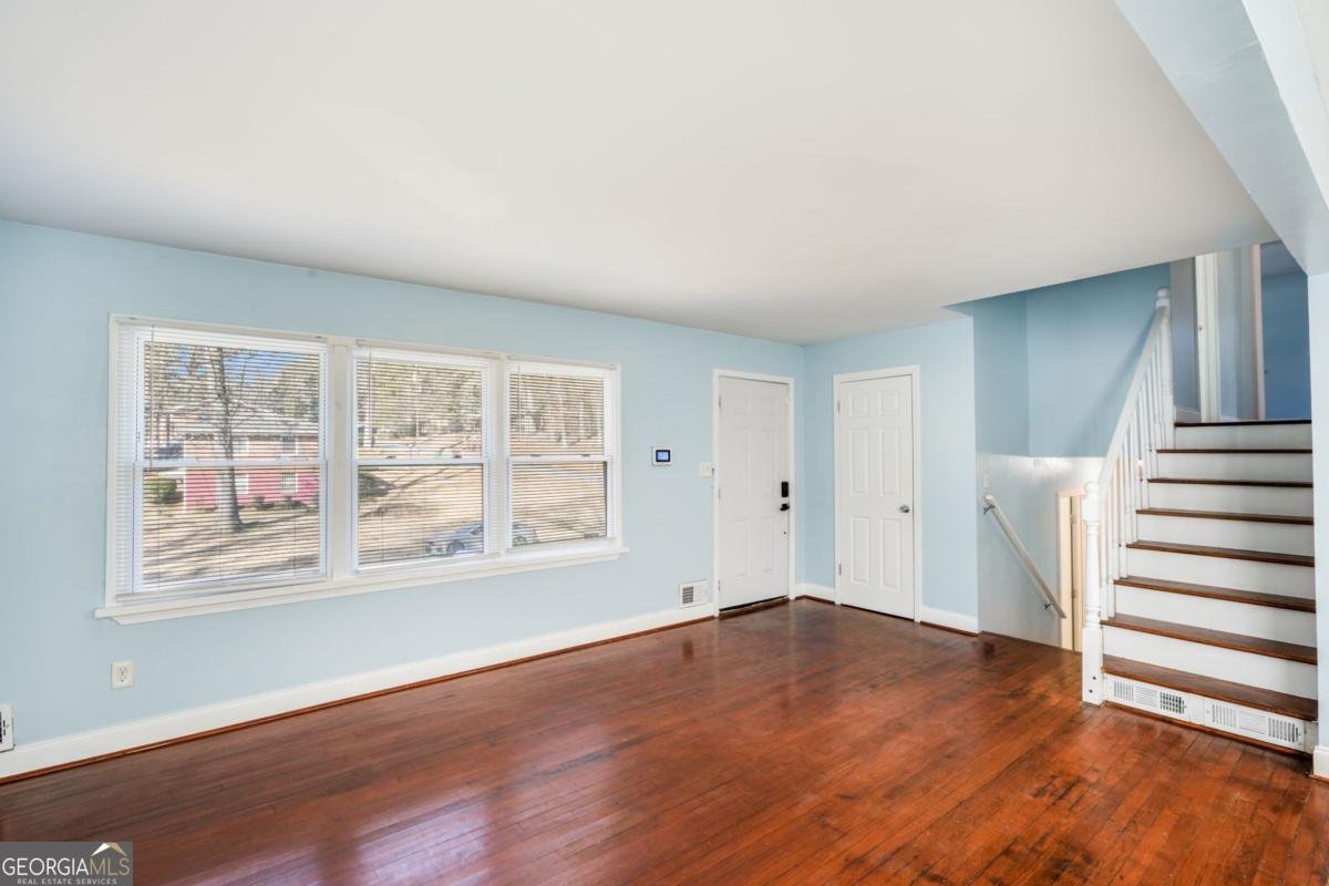 1918 Valley Ridge Drive Atlanta - Photo 16