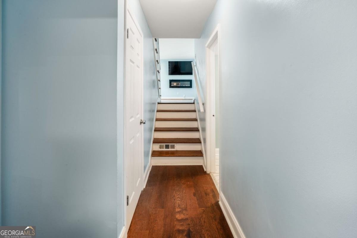 1918 Valley Ridge Drive Atlanta - Photo 45