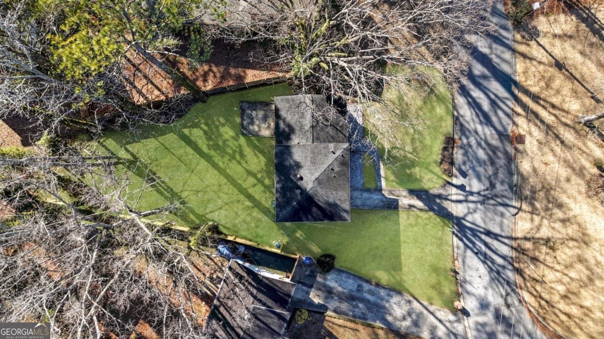 1918 Valley Ridge Drive Atlanta - Photo 7