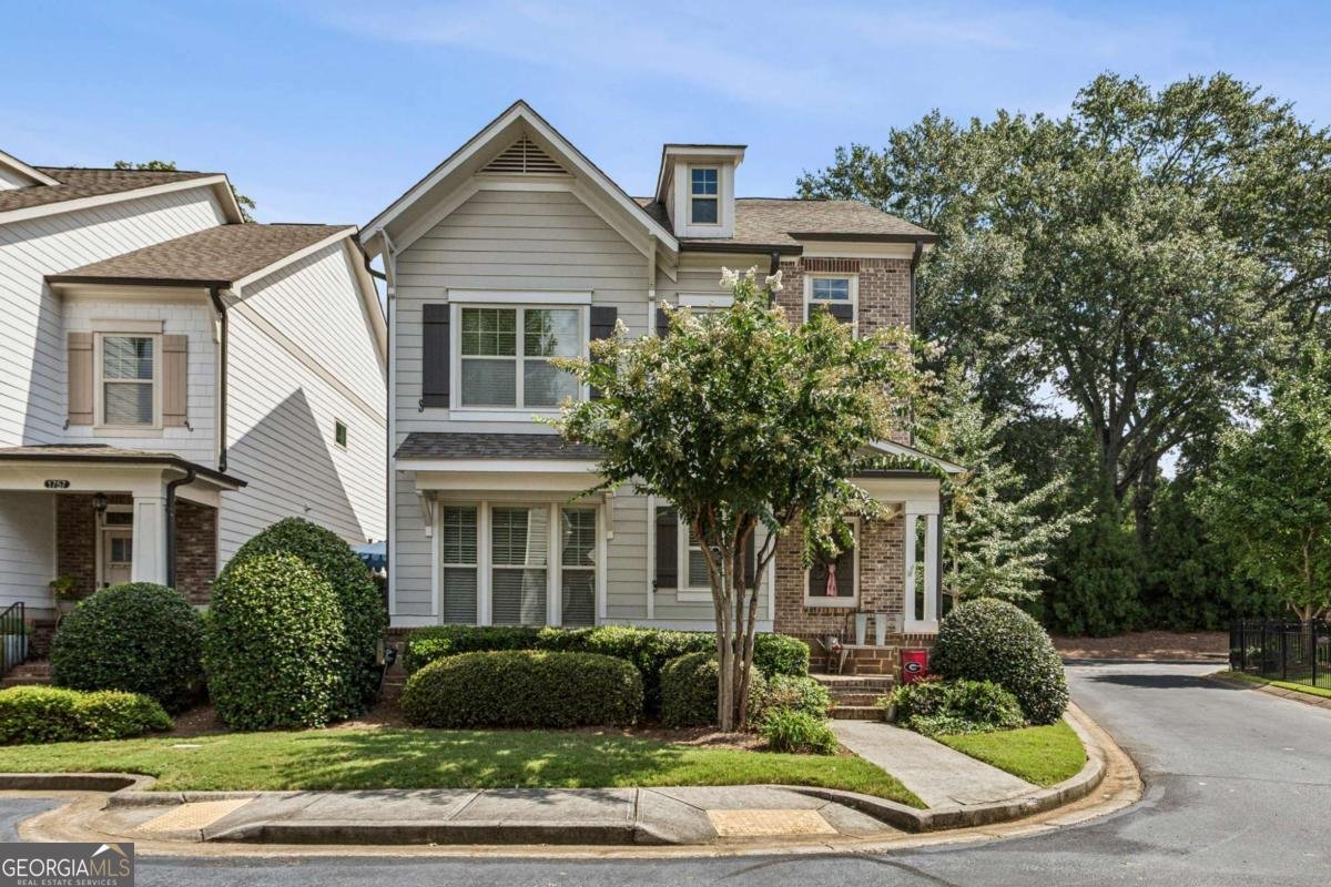 1761 Whitfield Parc Circle Smyrna - Photo 1