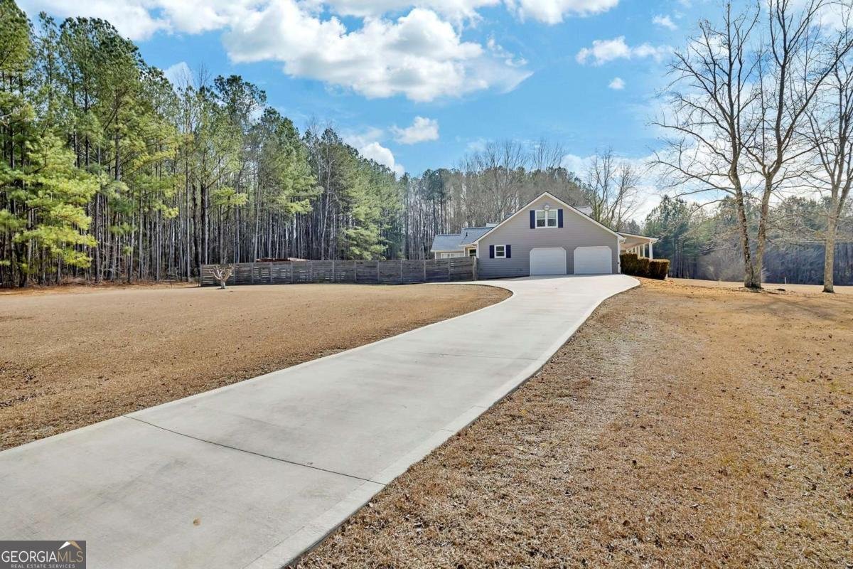 2133 Mann Road Douglasville - Photo 10