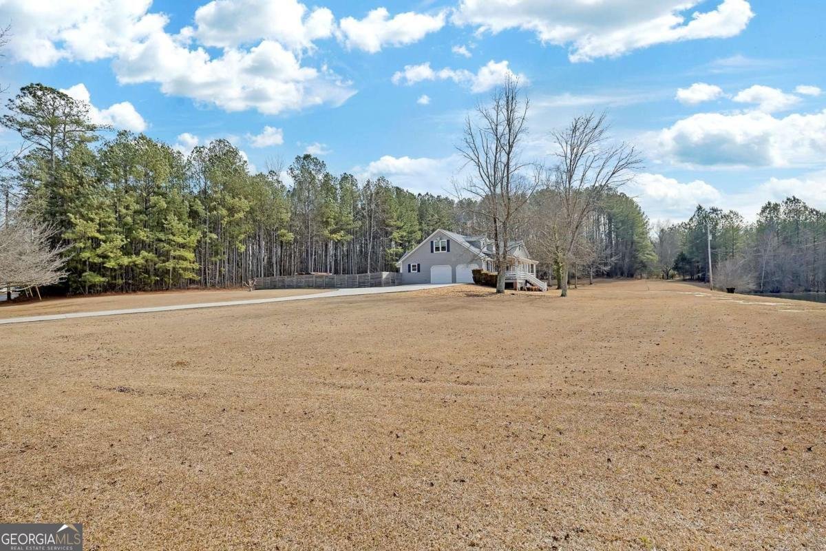 2133 Mann Road Douglasville - Photo 9