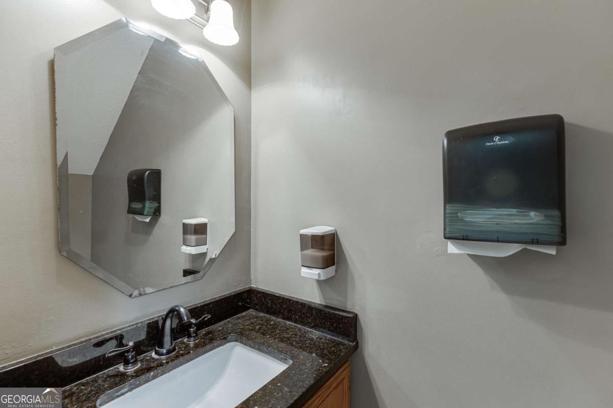 5160 Arrowind Road Lilburn - Photo 12