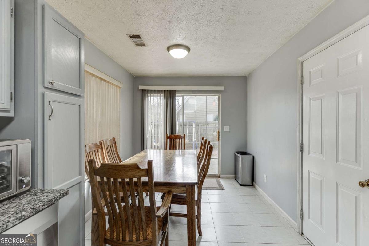 5160 Arrowind Road Lilburn - Photo 8