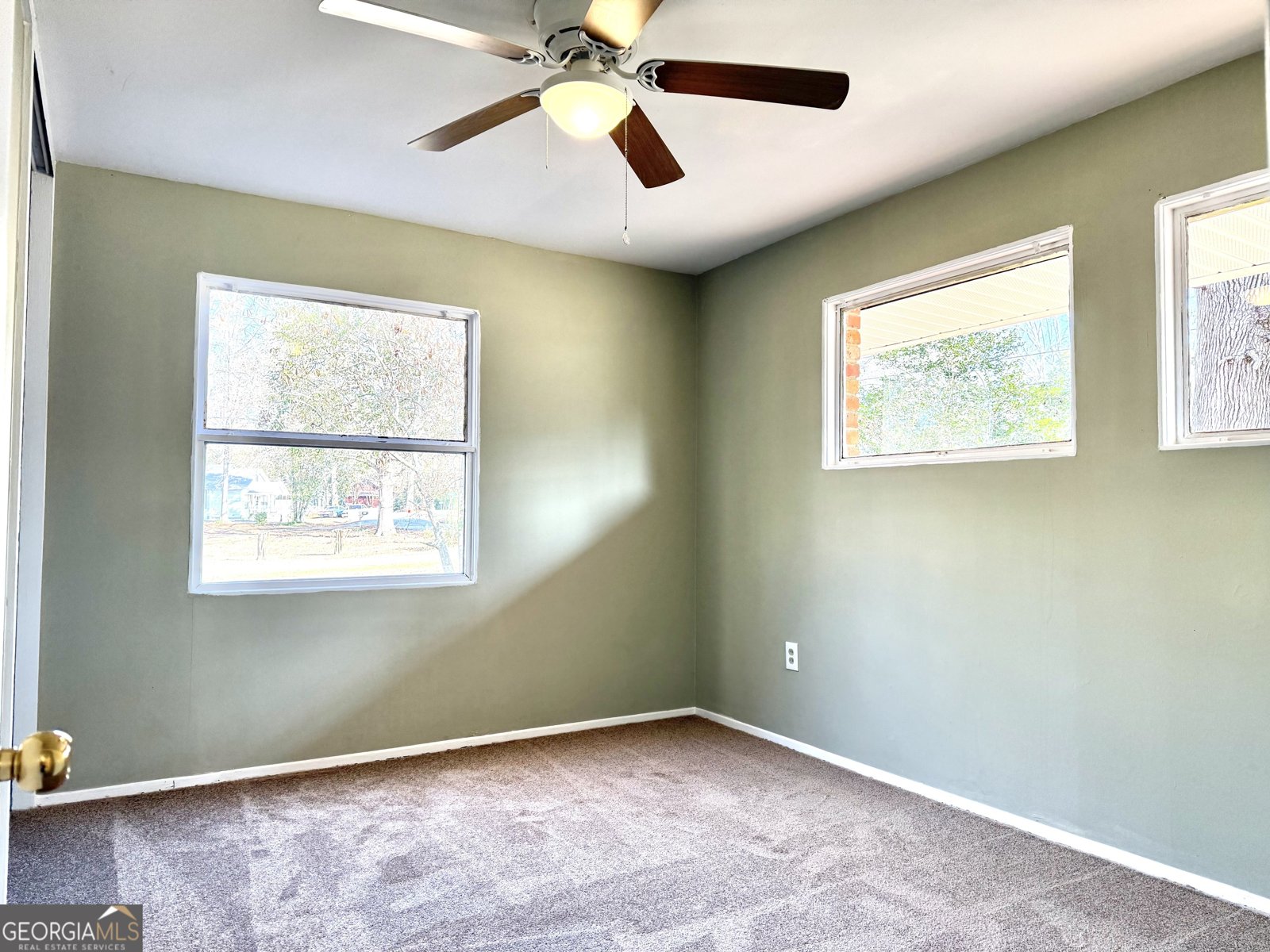 609 Hillcrest Drive Thomson - Photo 14