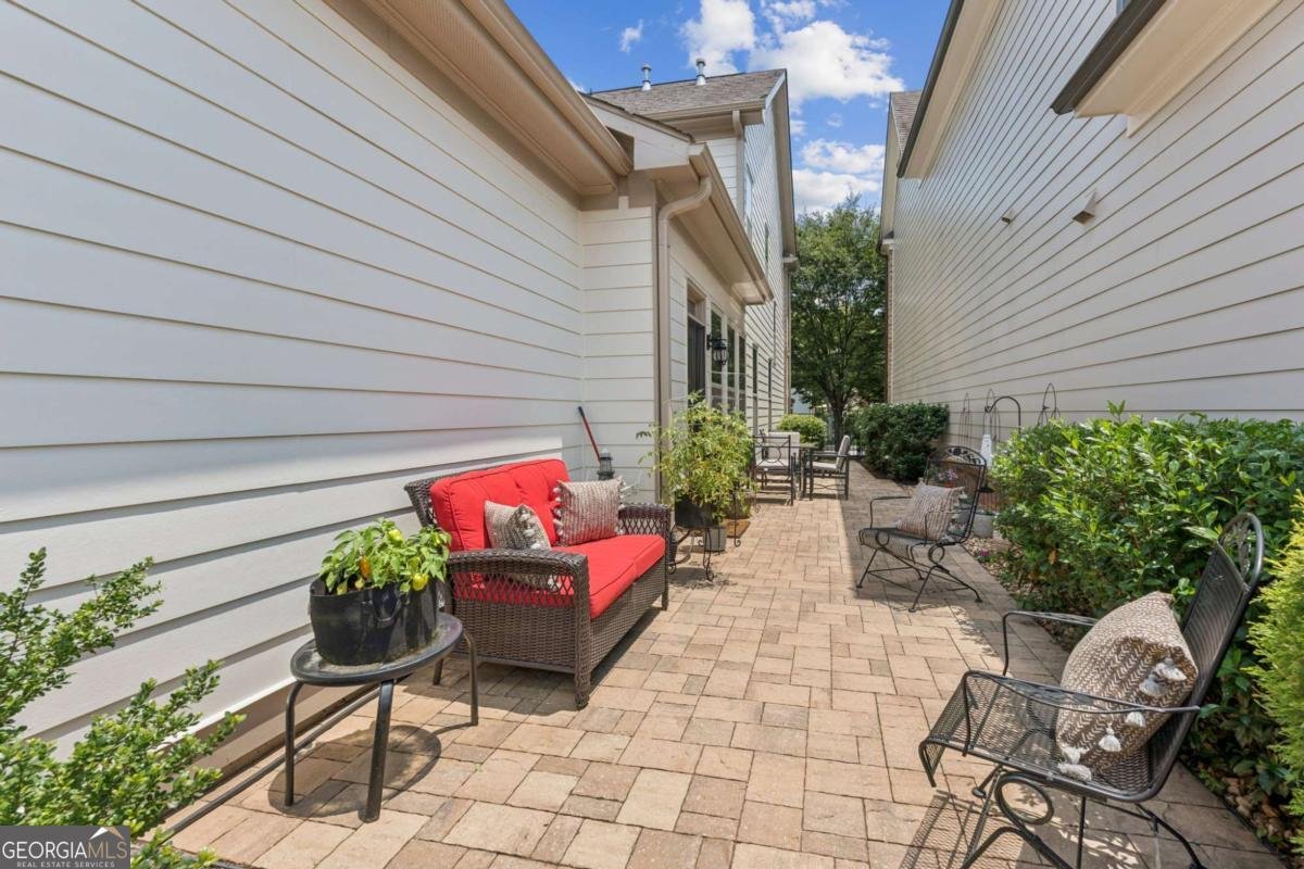 7330 Winthrop Road Alpharetta - Photo 13