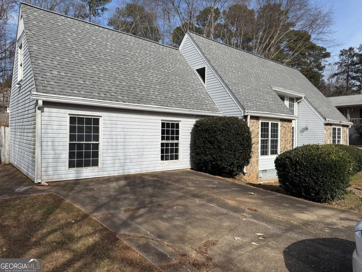 6762 Oakland Drive Douglasville - Photo 1