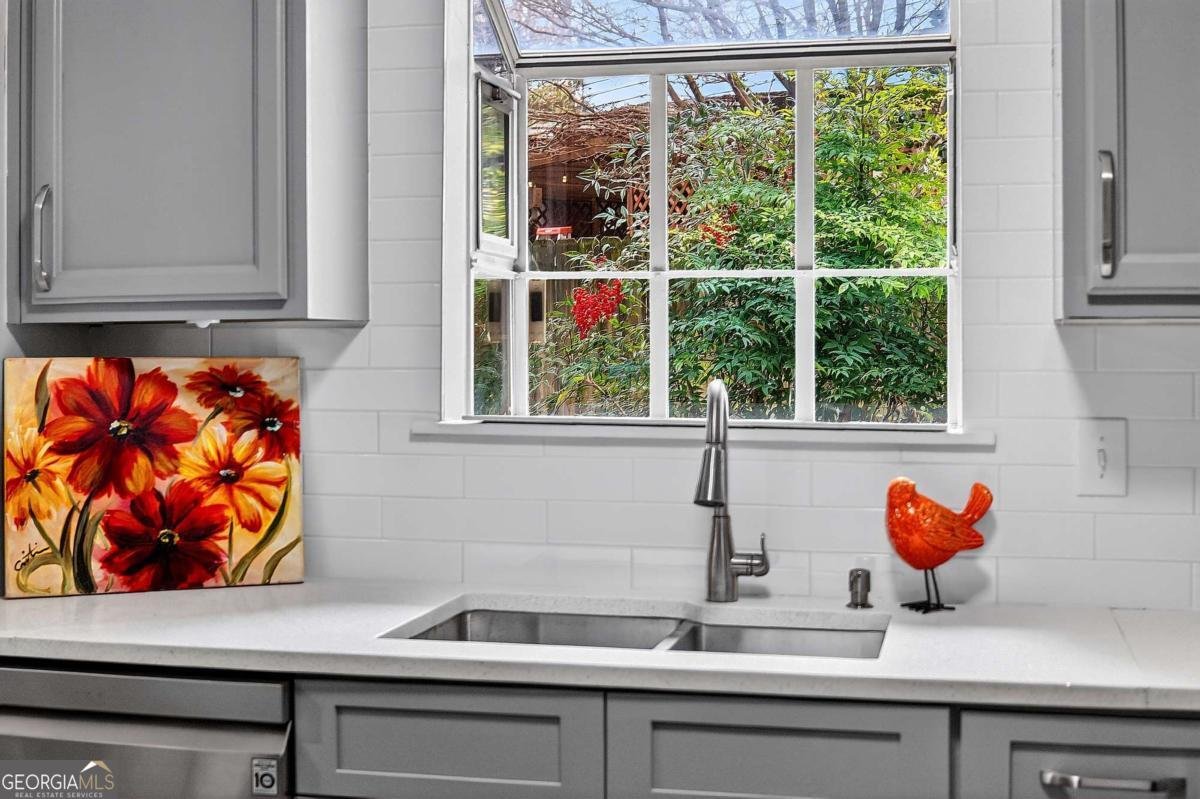 679 Anderson Walk Marietta - Photo 11